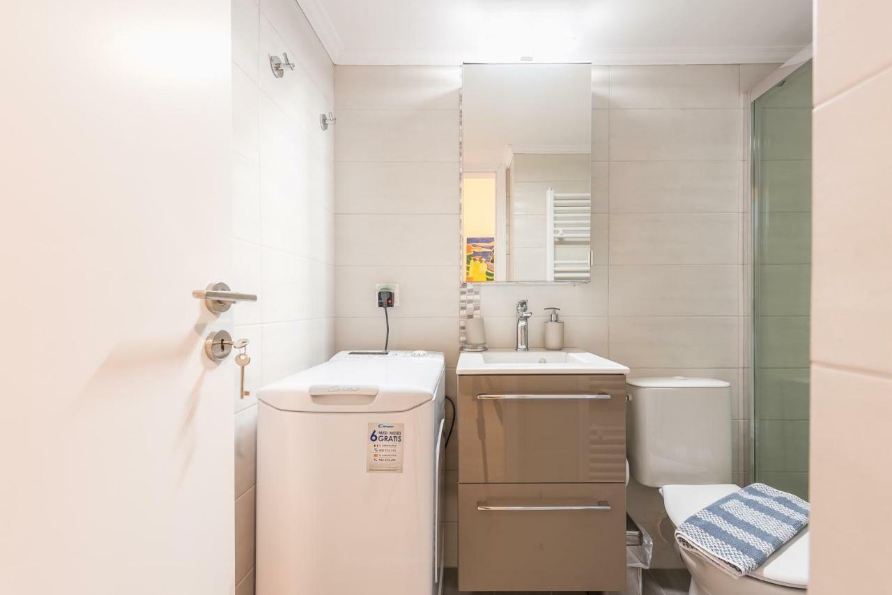 Stylish Kerameikos Apartment By Cloudkeys Atenas Exterior foto