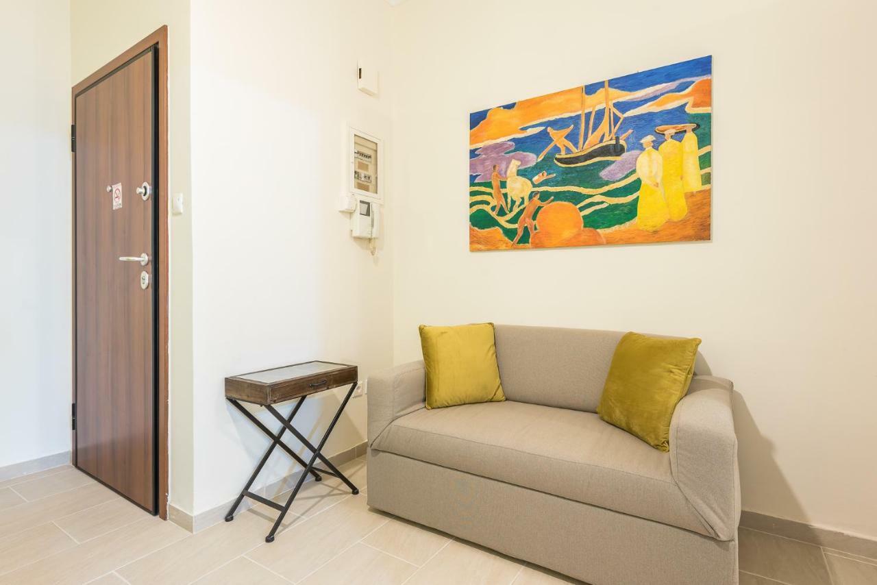 Stylish Kerameikos Apartment By Cloudkeys Atenas Exterior foto